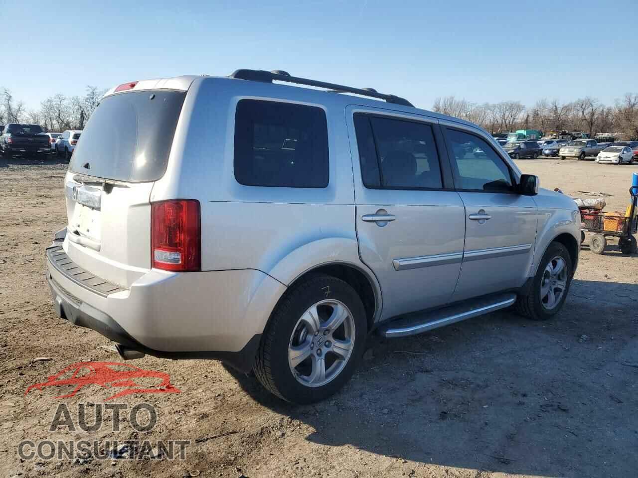 HONDA PILOT 2013 - 5FNYF3H65DB002104
