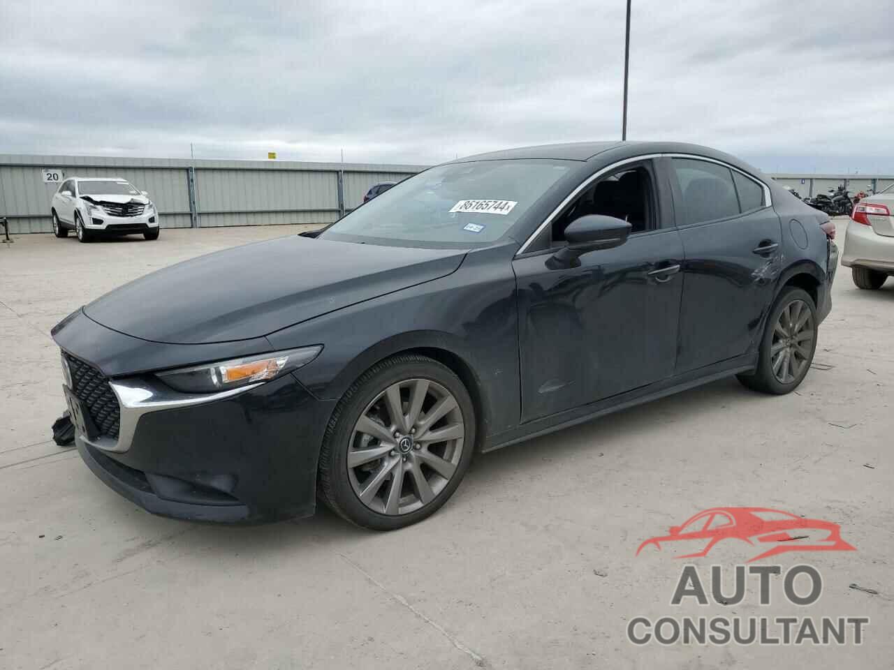 MAZDA 3 2019 - JM1BPBAM8K1131515