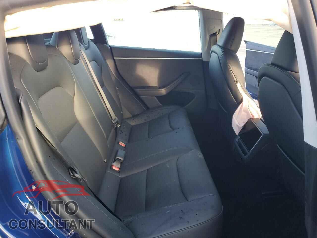 TESLA MODEL 3 2024 - 5YJ3E1EB9RF843515