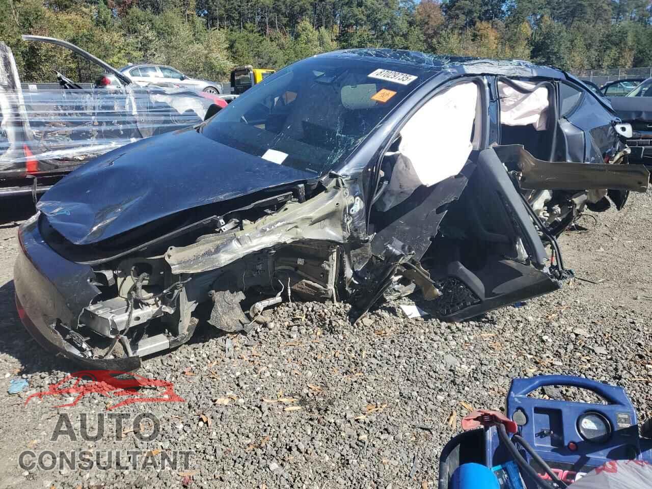 TESLA MODEL Y 2024 - 7SAYGDEF0RA322865