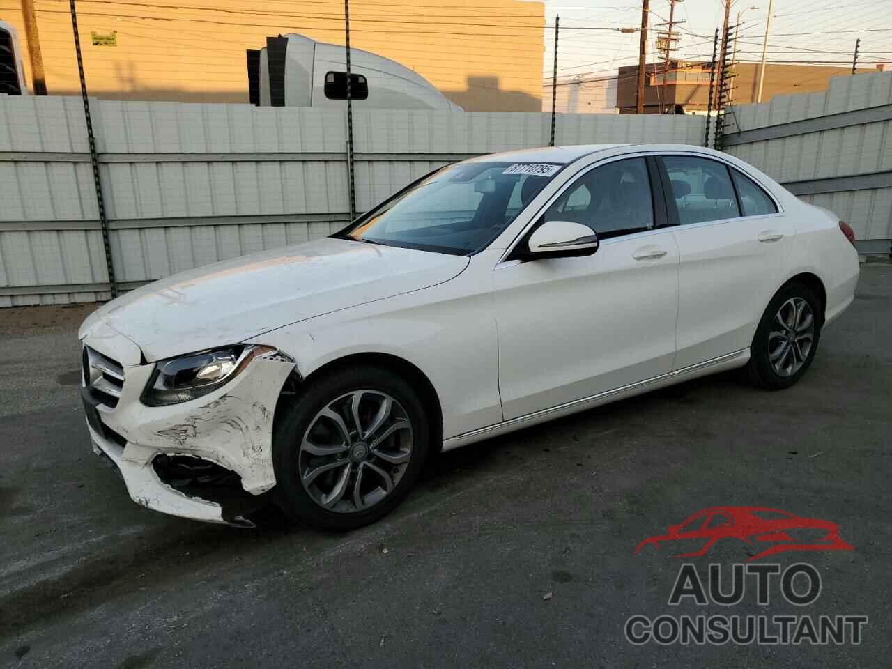 MERCEDES-BENZ C-CLASS 2016 - 55SWF4JBXGU132953