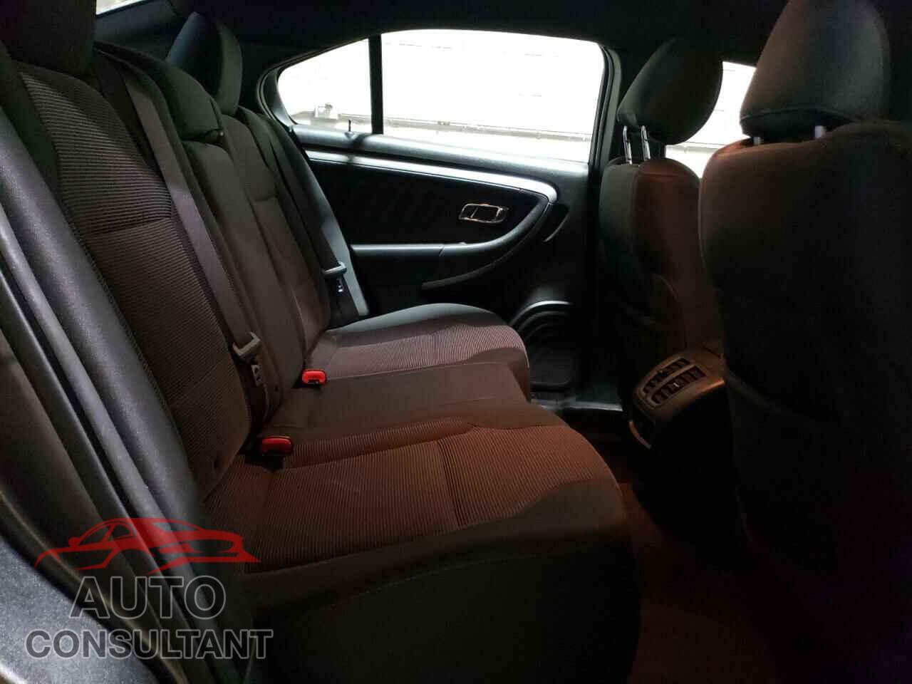 FORD TAURUS 2017 - 1FAHP2H84HG139089