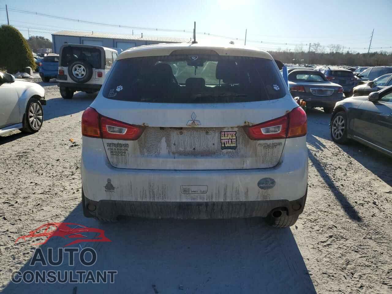 MITSUBISHI OUTLANDER 2015 - 4A4AR4AU4FE009811