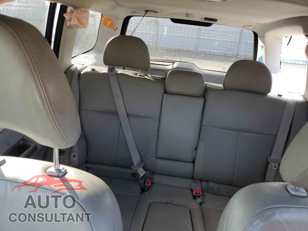 SUBARU FORESTER 2010 - JF2SH6DC7AH735216