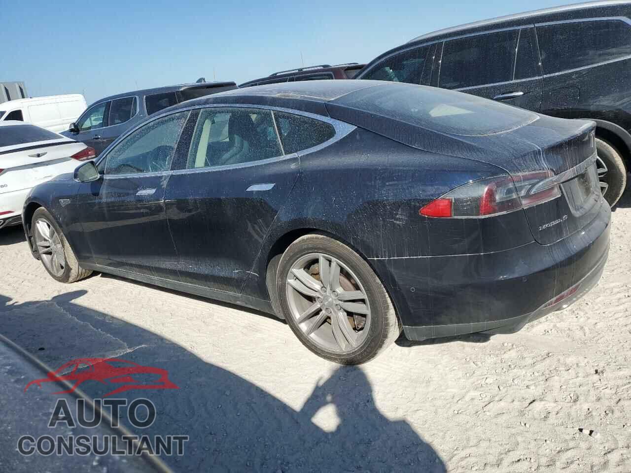 TESLA MODEL S 2014 - 5YJSA1H13EFP56553
