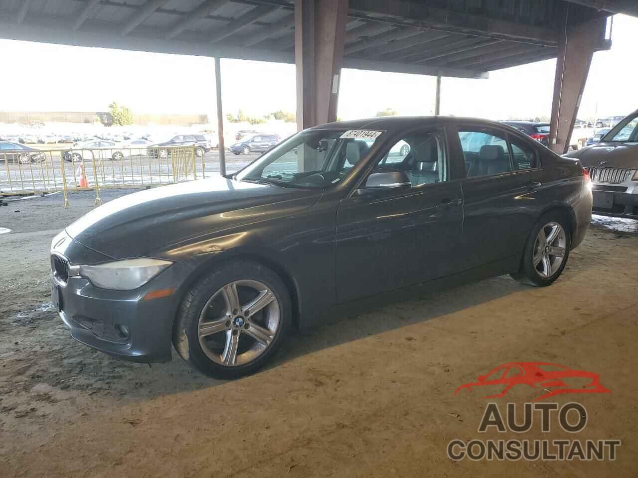 BMW 3 SERIES 2015 - WBA3B1G56FNT01931