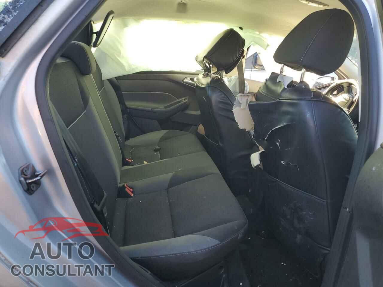 FORD FOCUS 2013 - 1FADP3F2XDL135553