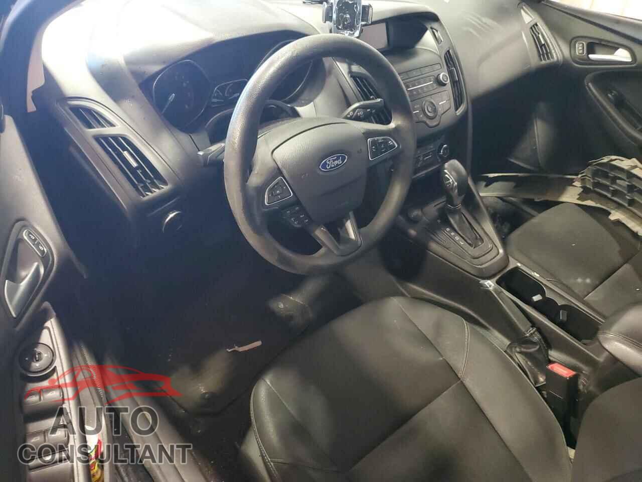 FORD FOCUS 2018 - 1FADP3F27JL298401