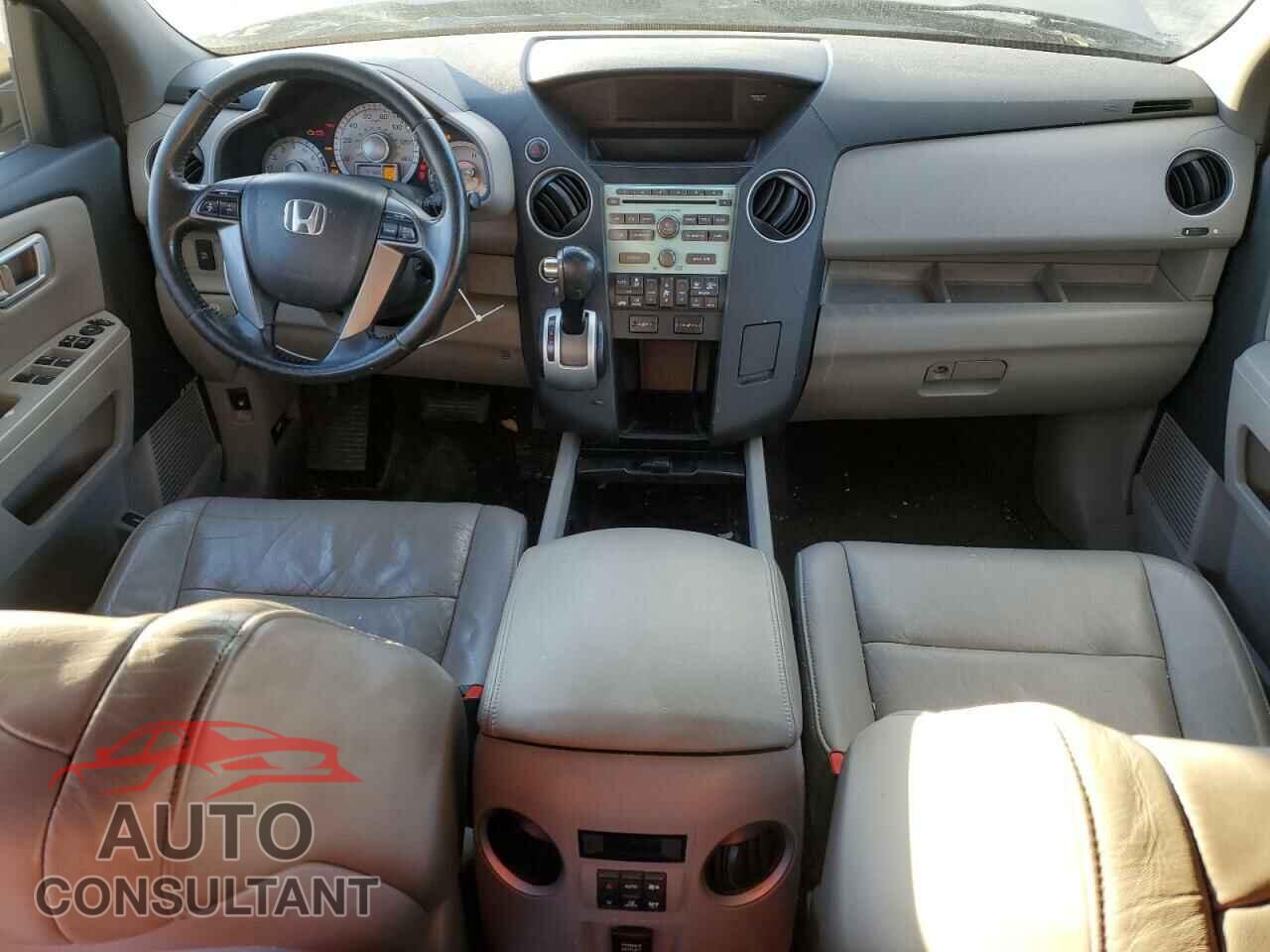 HONDA PILOT 2011 - 5FNYF4H51BB022778
