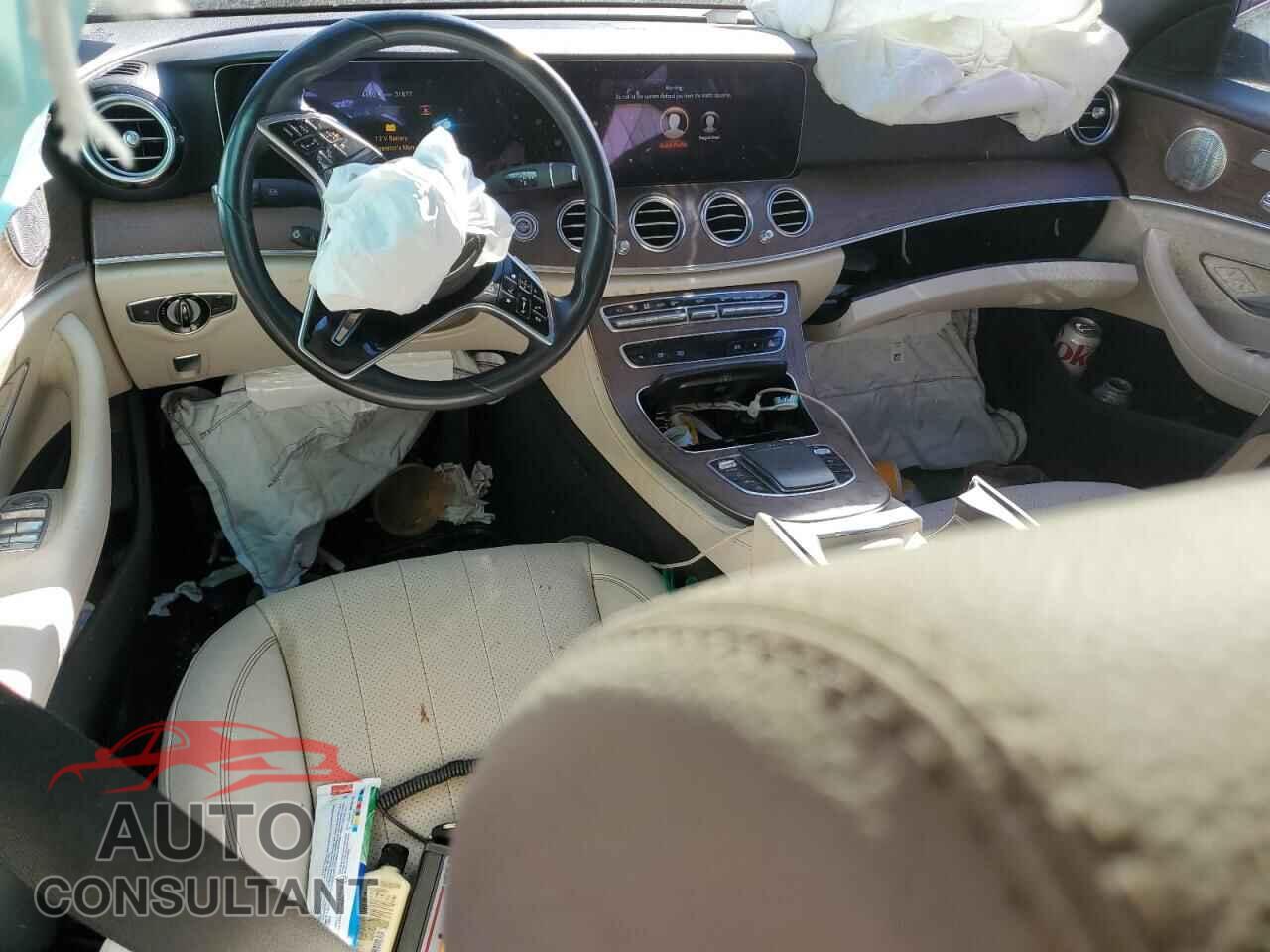 MERCEDES-BENZ E-CLASS 2023 - W1KZF8EB7PB170732
