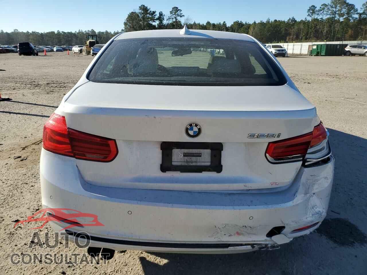 BMW 3 SERIES 2016 - WBA8E9G59GNT44768