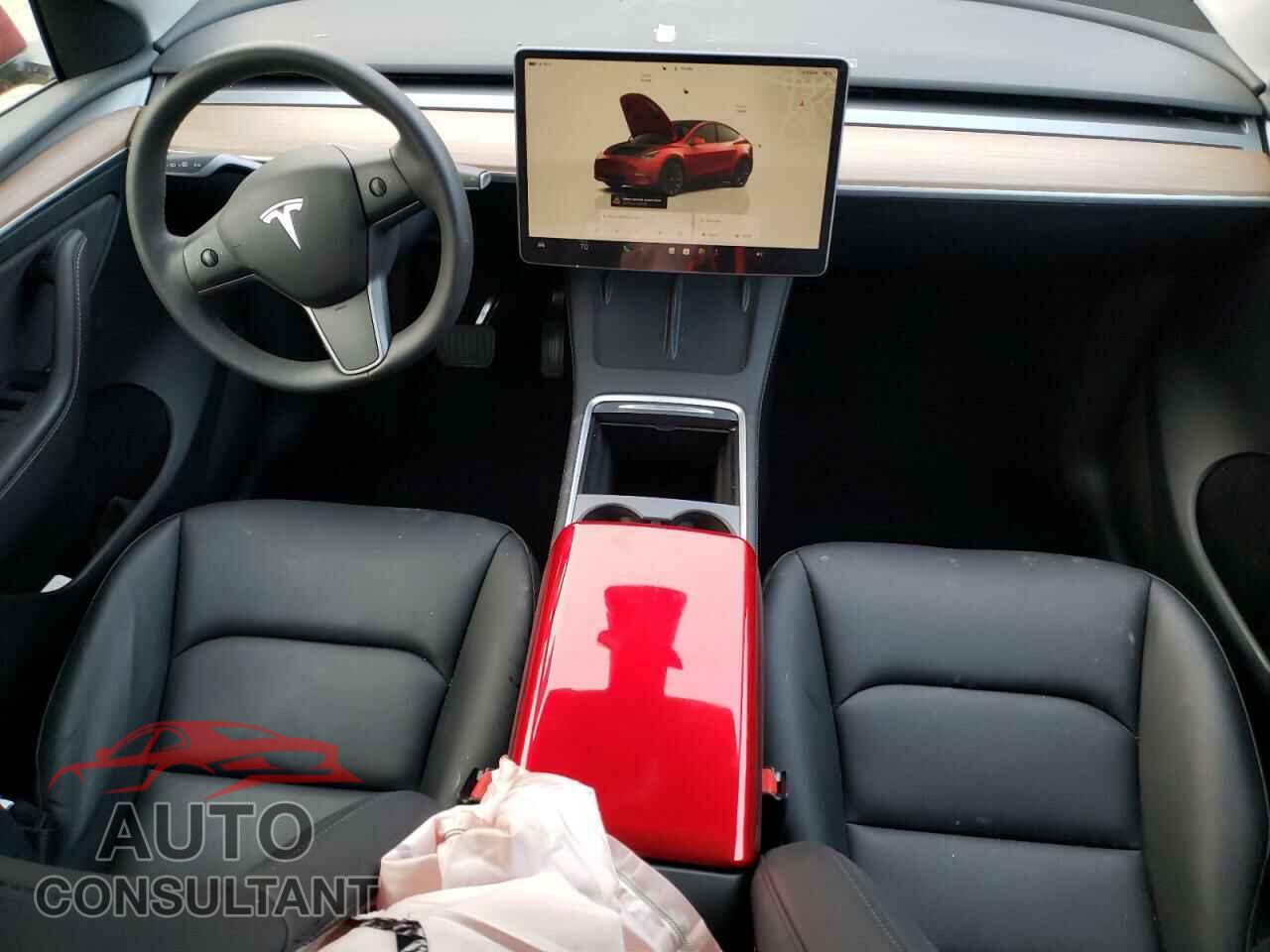 TESLA MODEL Y 2023 - 7SAYGDEE9PF851884