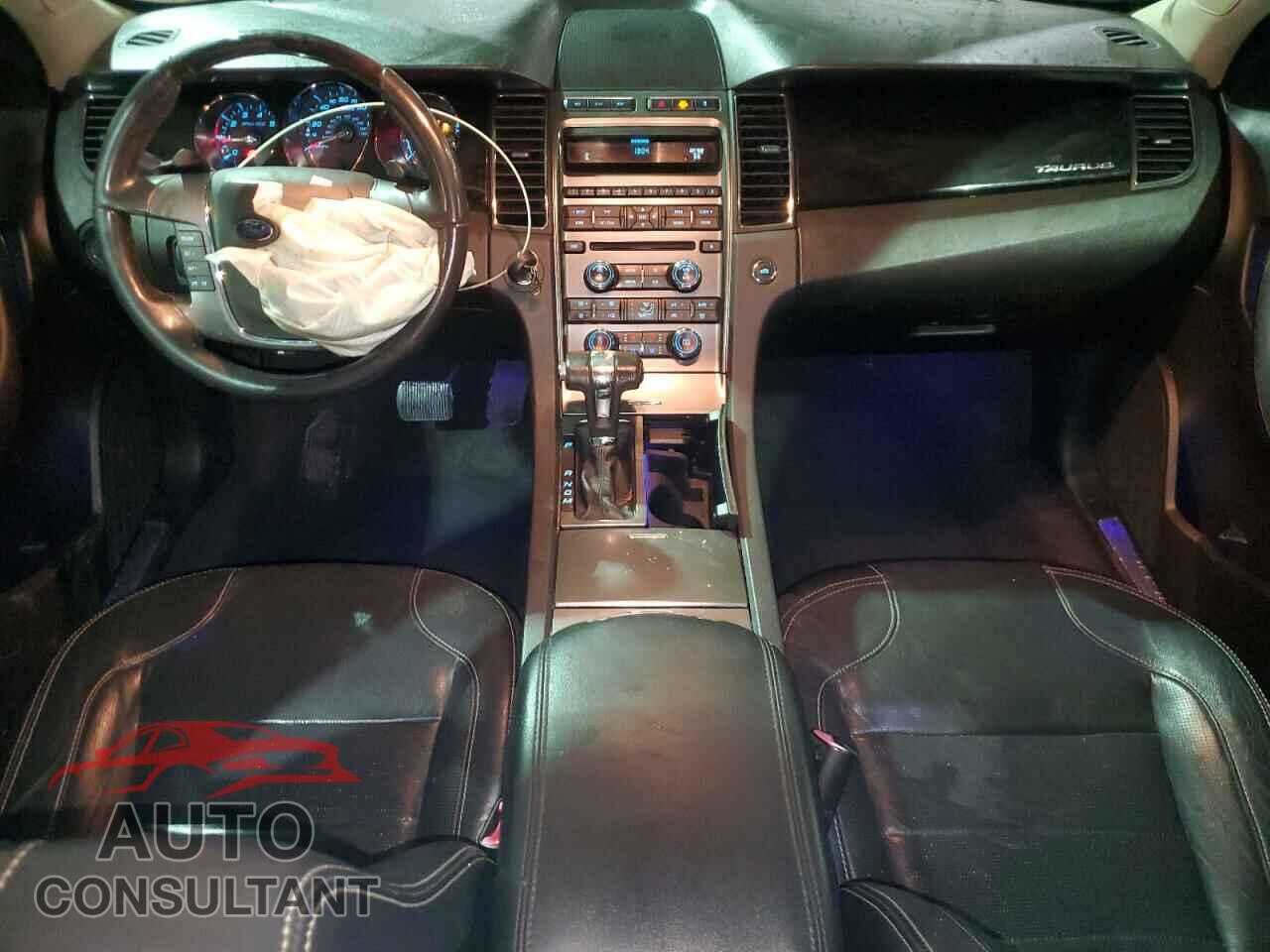 FORD TAURUS 2010 - 1FAHP2FW3AG128186