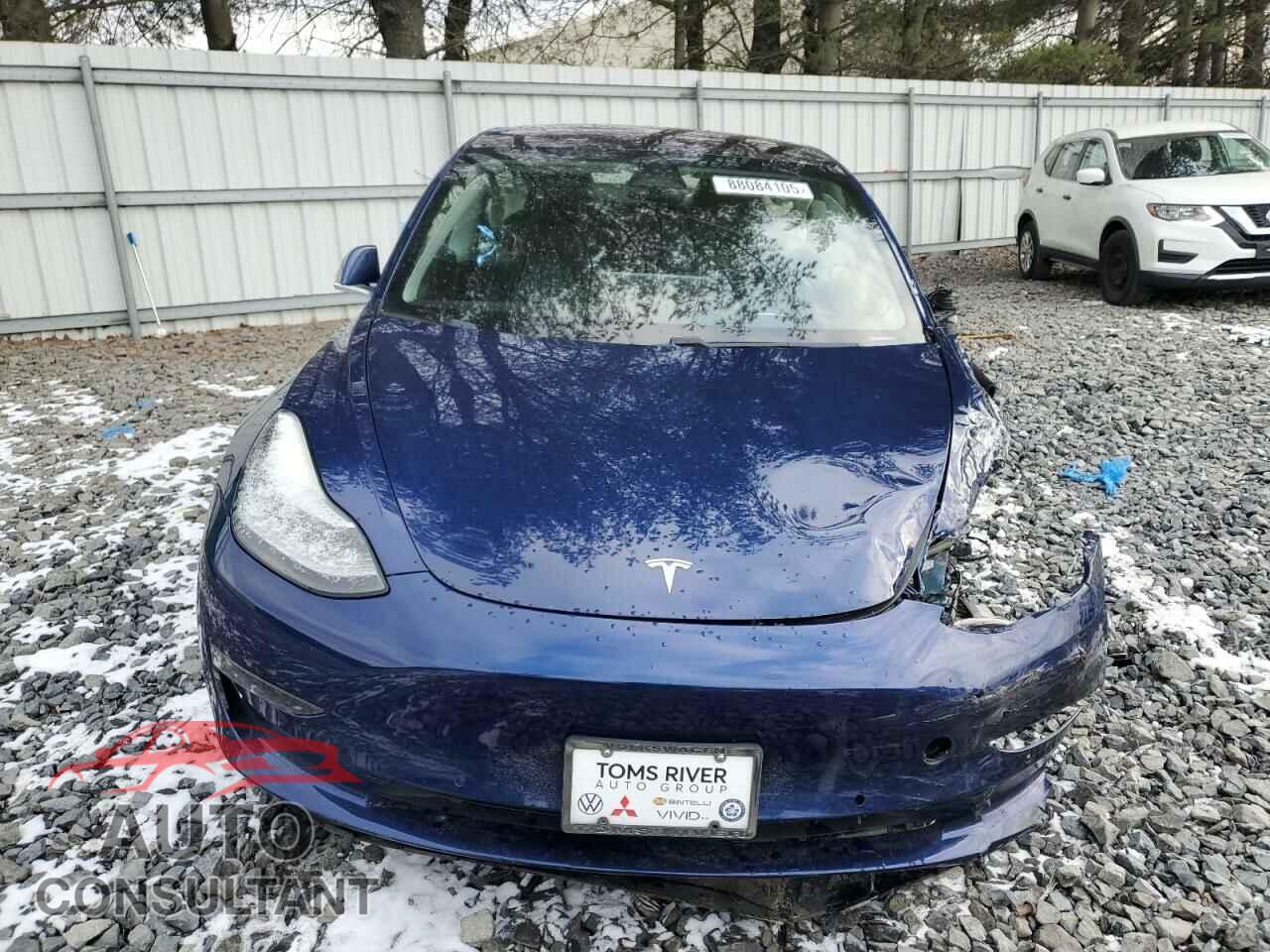 TESLA MODEL 3 2018 - 5YJ3E1EA2JF032957
