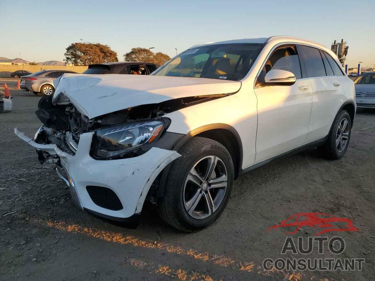 MERCEDES-BENZ GLC-CLASS 2016 - WDC0G4JB4GF078852