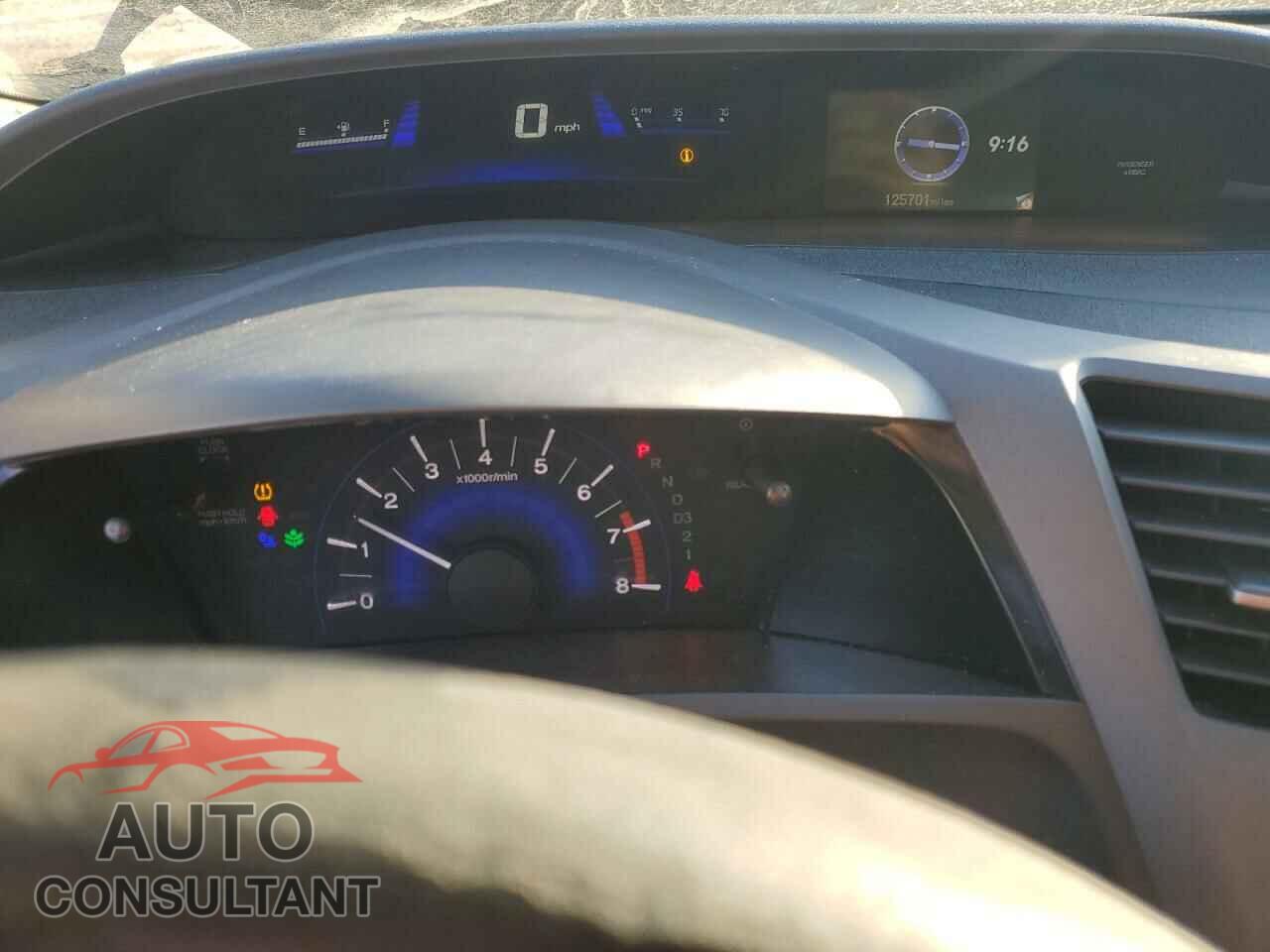 HONDA CIVIC 2012 - 2HGFB2F52CH589573