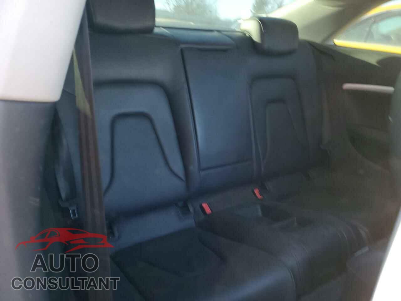 AUDI A5 2013 - WAULFAFR3DA000773