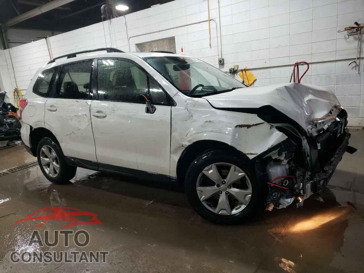 SUBARU FORESTER 2016 - JF2SJADC8GH540077