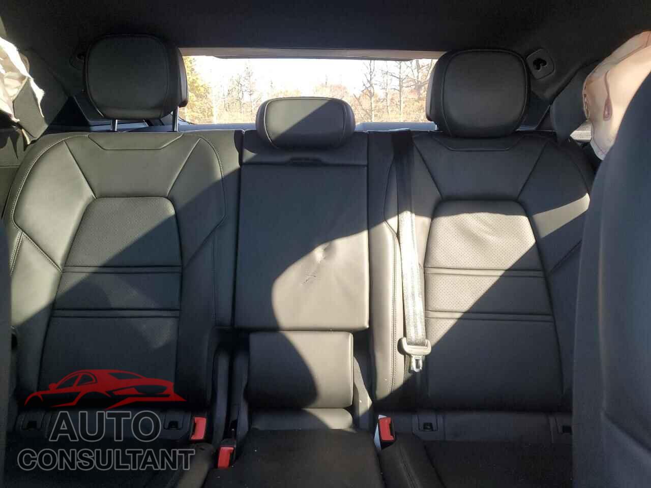 PORSCHE CAYENNE 2024 - WP1BA2AY2RDA50523