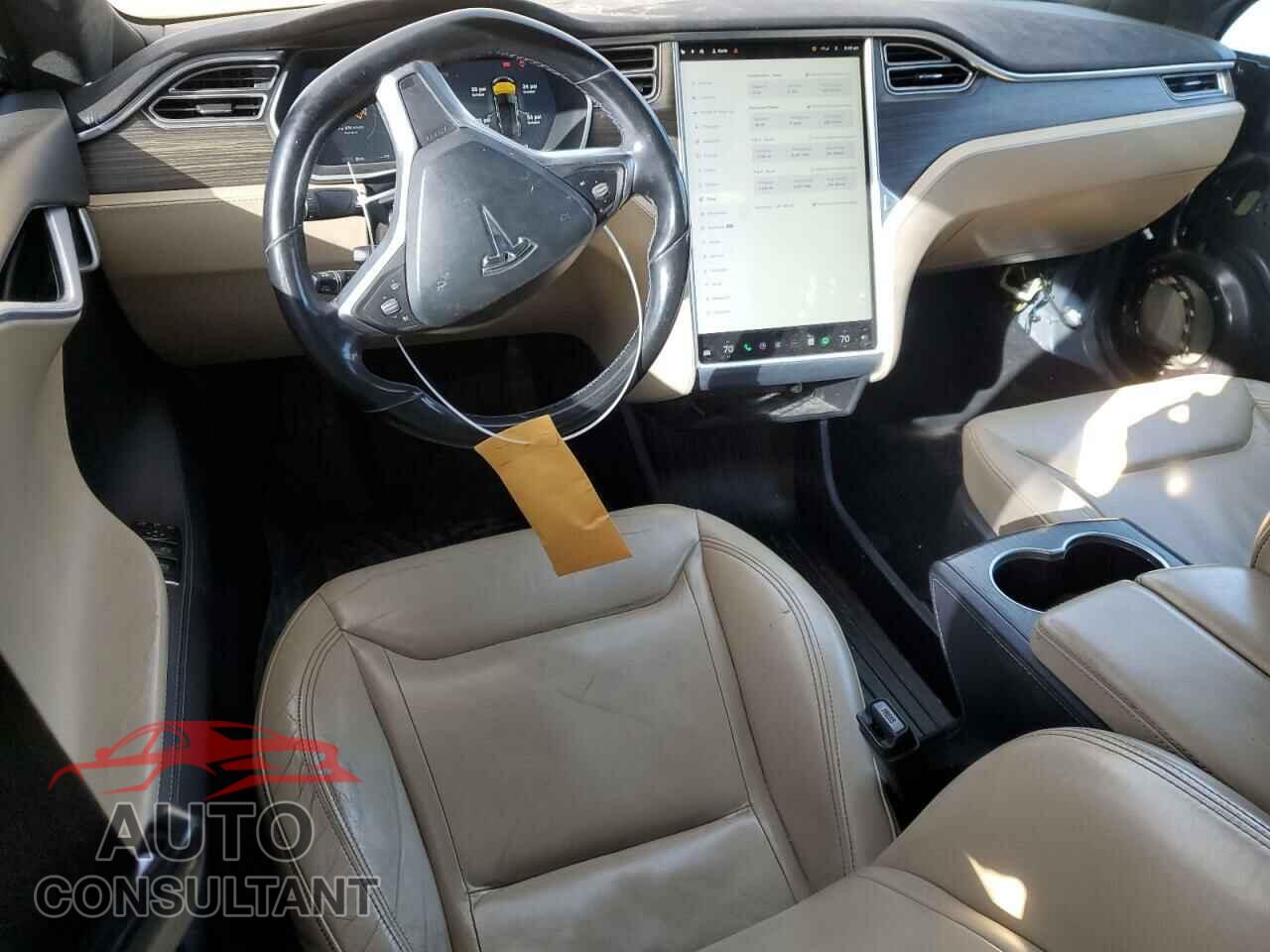 TESLA MODEL S 2015 - 5YJSA1H28FF099811