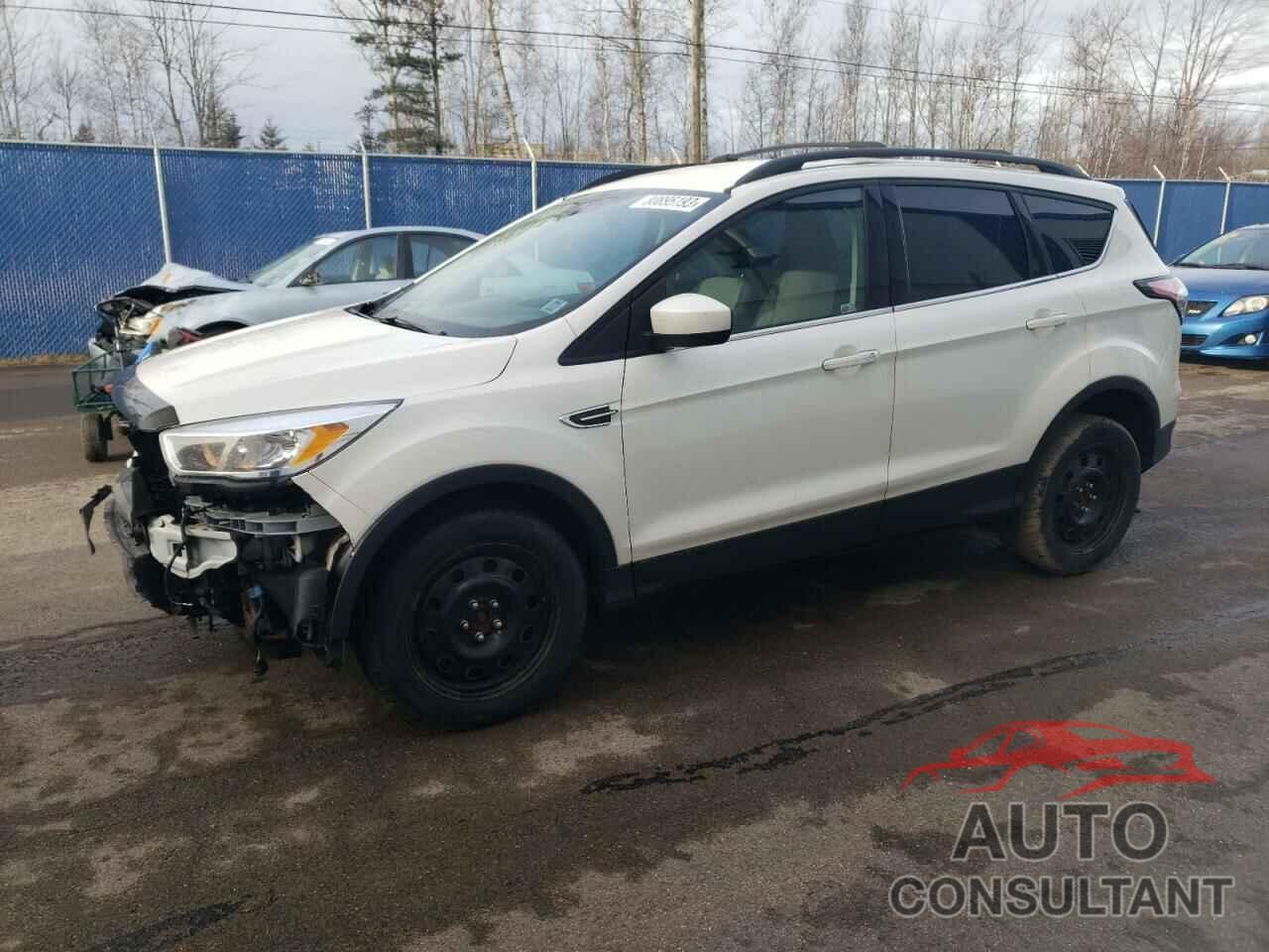 FORD ESCAPE 2018 - 1FMCU9GD9JUD24326