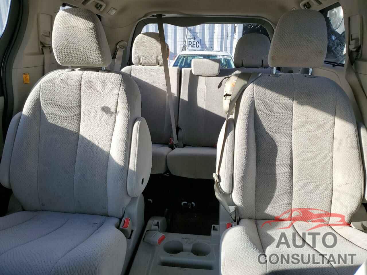 TOYOTA All Models 2013 - 5TDKK3DC6DS328311