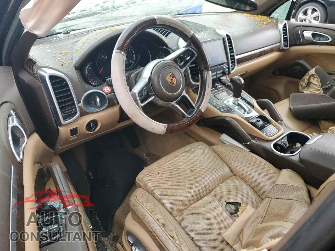 PORSCHE CAYENNE 2017 - WP1AA2A22HKA84964