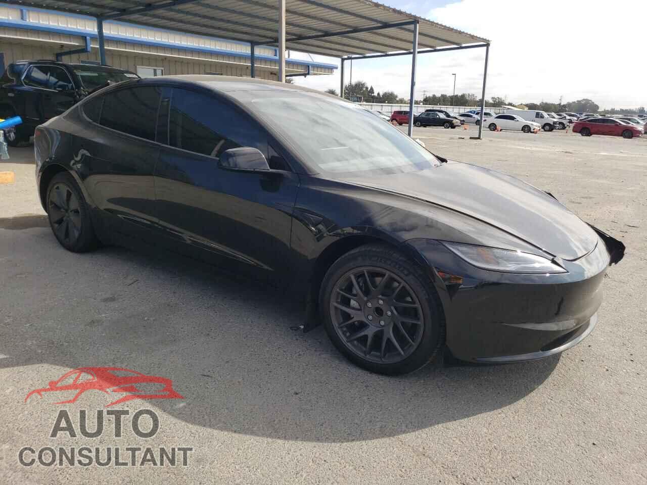 TESLA MODEL 3 2025 - 5YJ3E1EA3SF884803