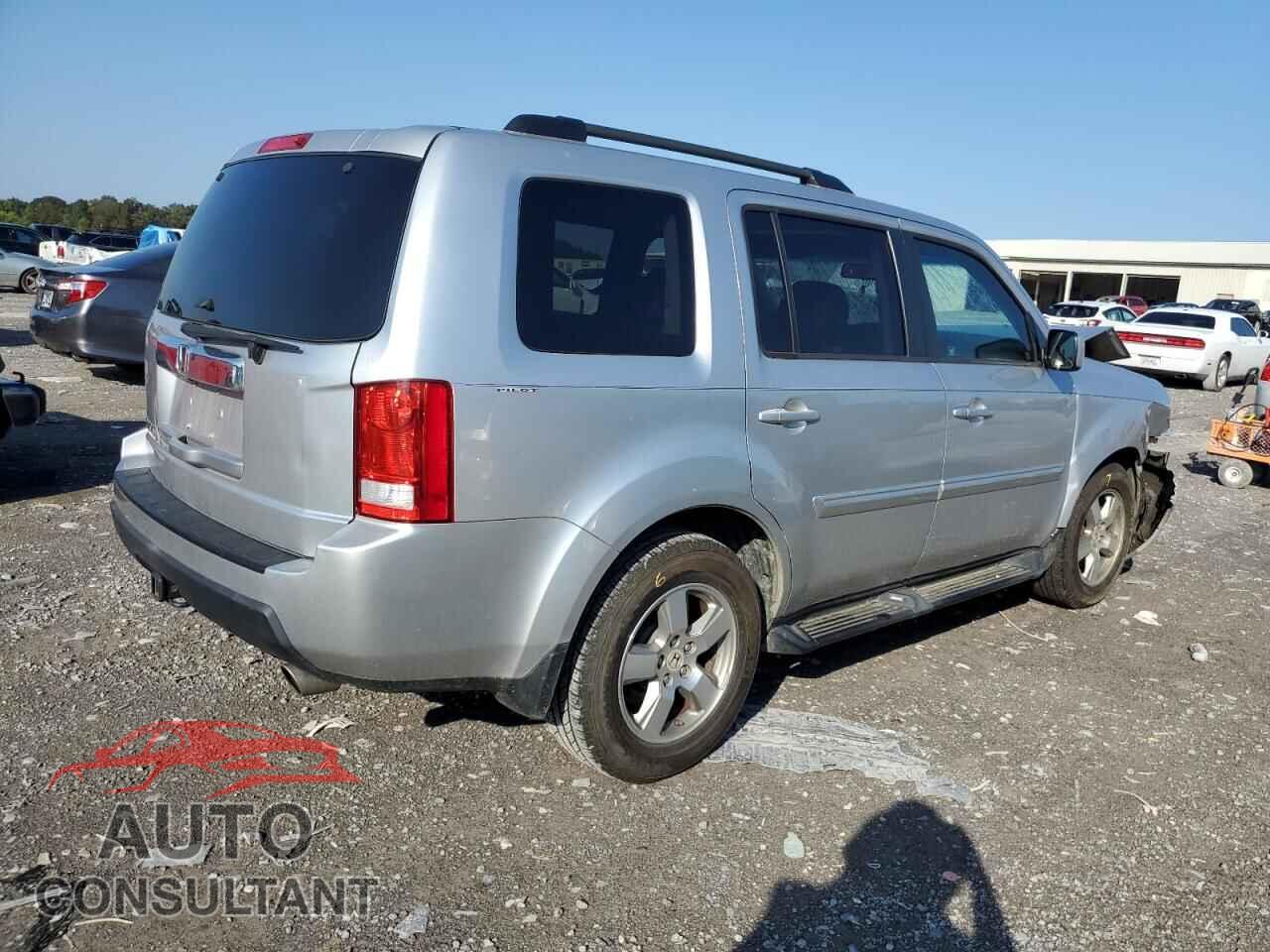 HONDA PILOT 2011 - 5FNYF3H57BB041068
