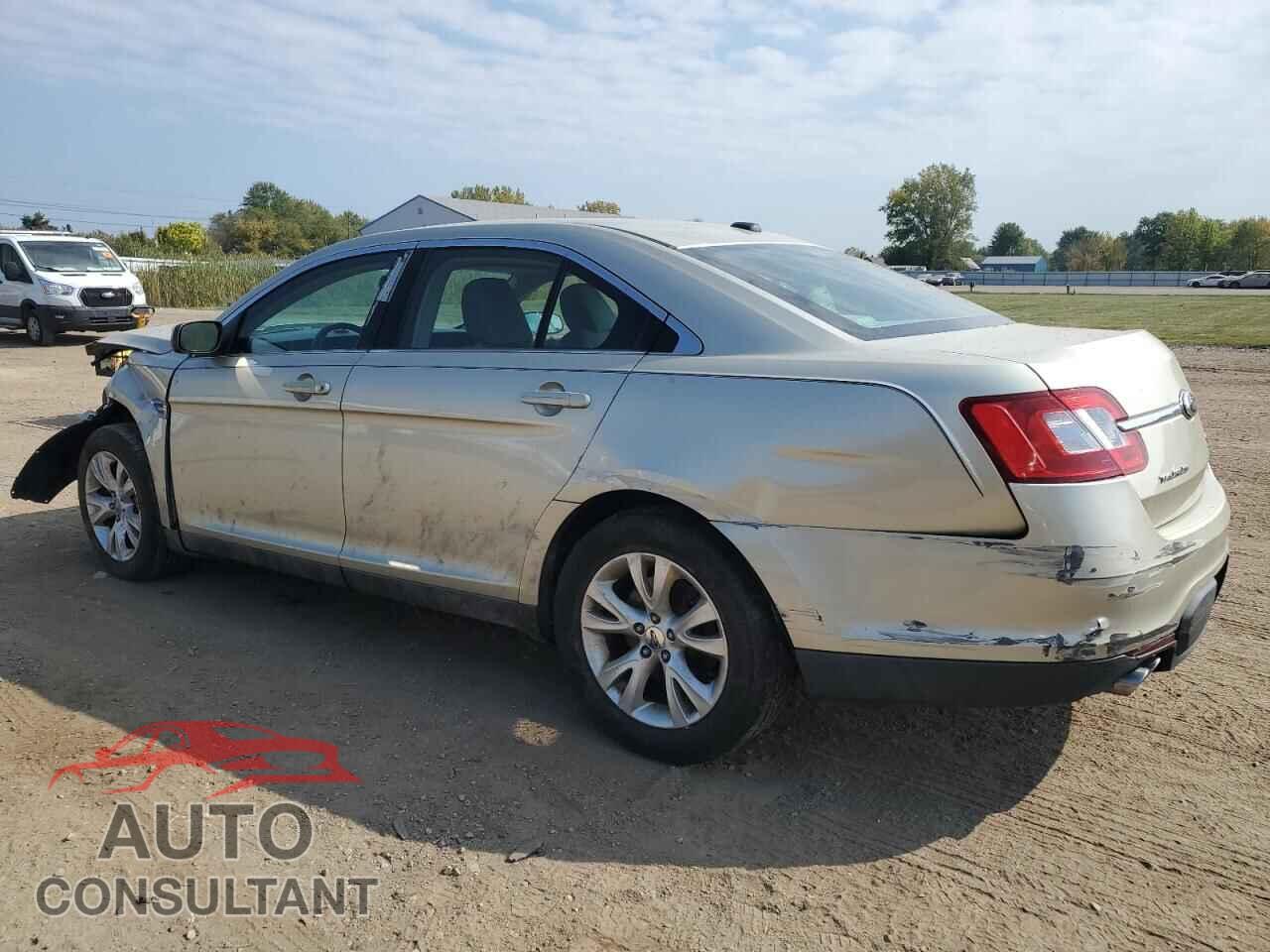 FORD TAURUS 2011 - 1FAHP2EW4BG138745
