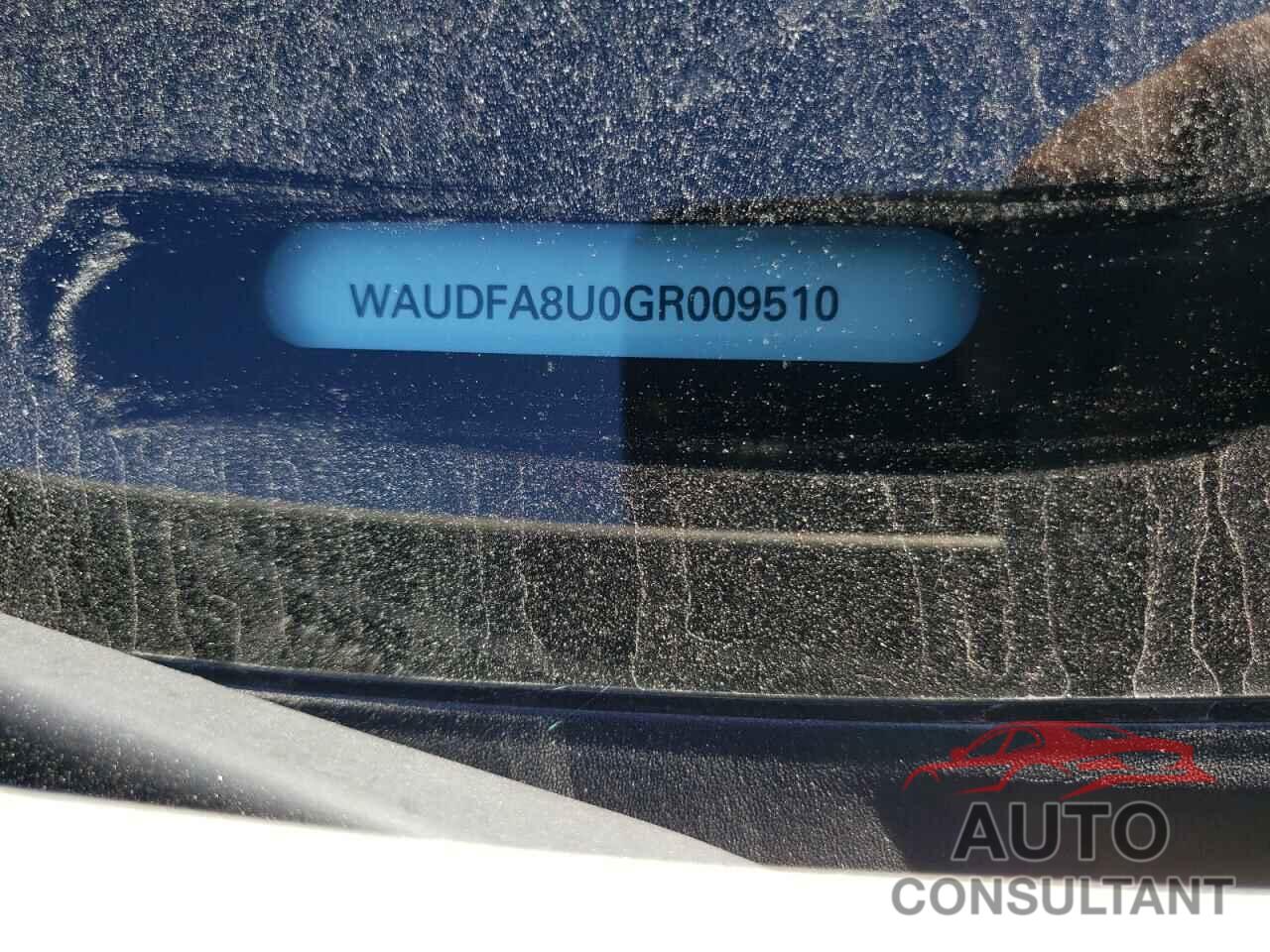 AUDI Q3 2016 - WAUDFA8U0GR009510