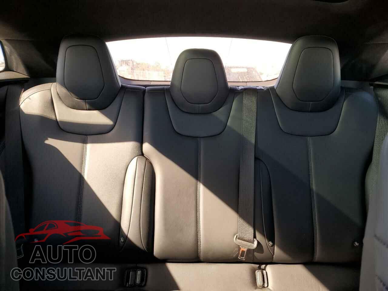 TESLA MODEL S 2016 - 5YJSA1E10GF160162