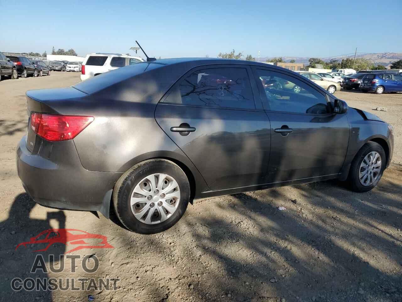 KIA FORTE 2011 - KNAFU4A29B5424687