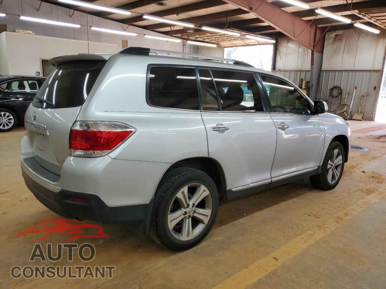 TOYOTA HIGHLANDER 2011 - 5TDDK3EH1BS067699
