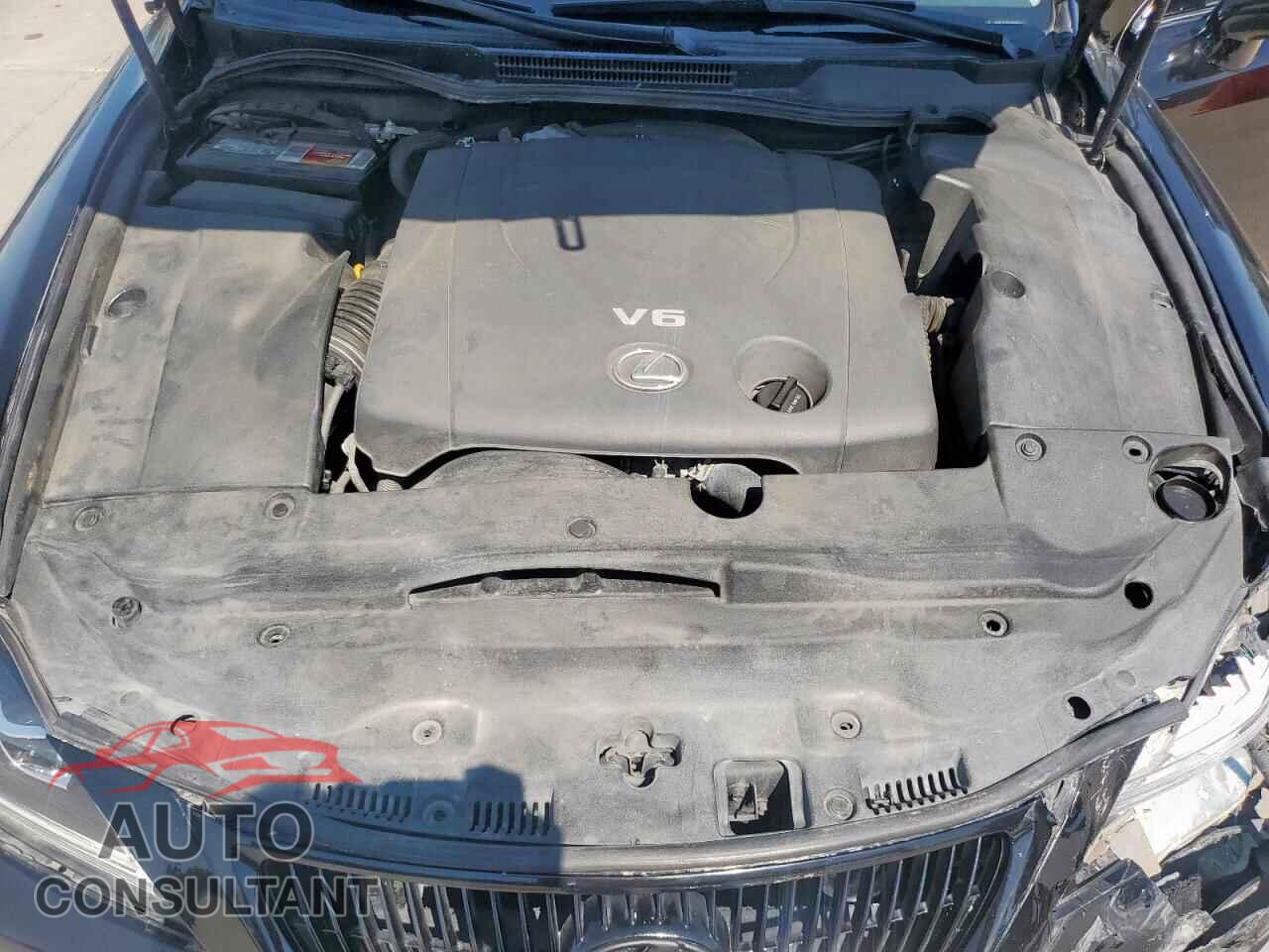 LEXUS IS 2012 - JTHCF5C25C5057211