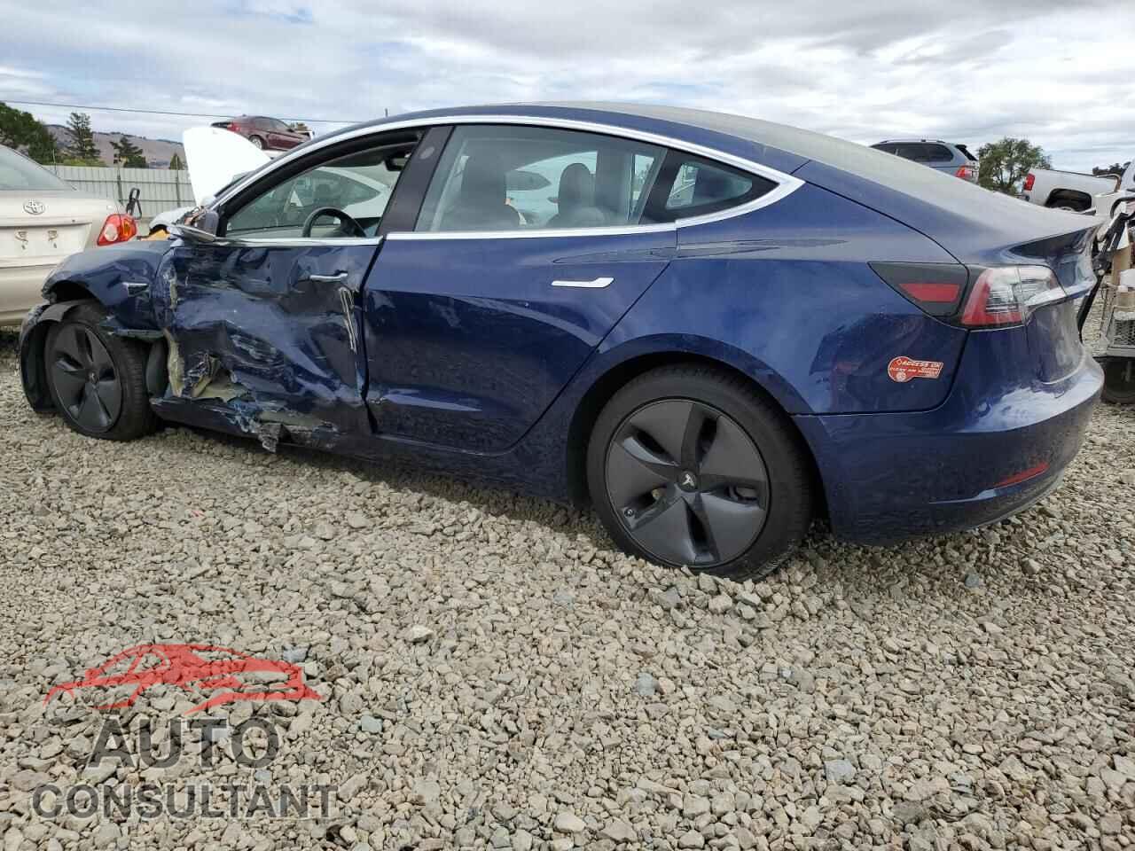 TESLA MODEL 3 2018 - 5YJ3E1EA7JF102307