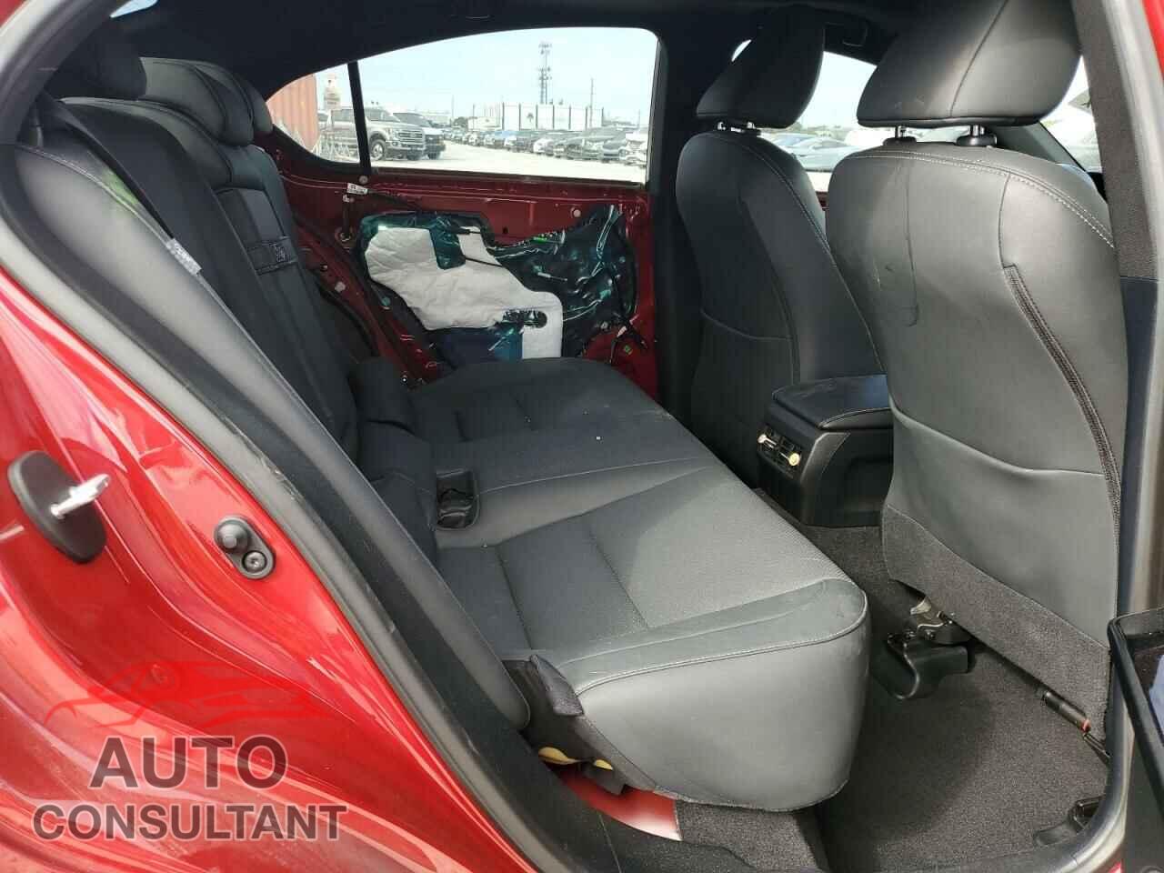 LEXUS IS 2023 - JTHCA1D29P5127529