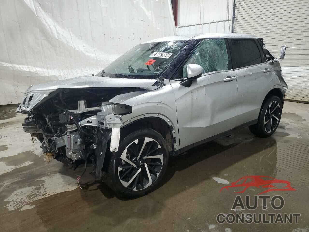 MITSUBISHI OUTLANDER 2024 - JA4J4VA84RZ050042