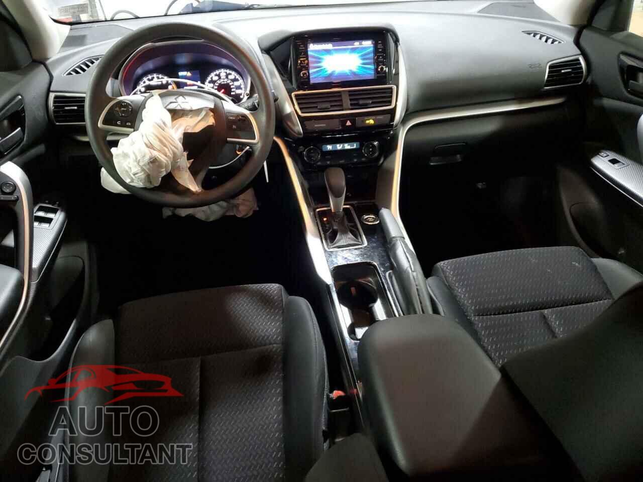 MITSUBISHI ECLIPSE 2018 - JA4AT3AA5JZ041090