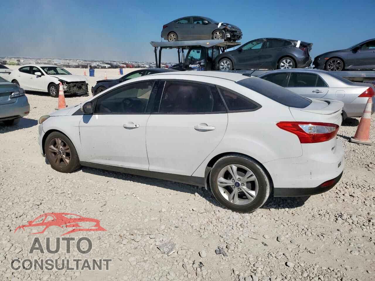 FORD FOCUS 2014 - 1FADP3F29EL419824