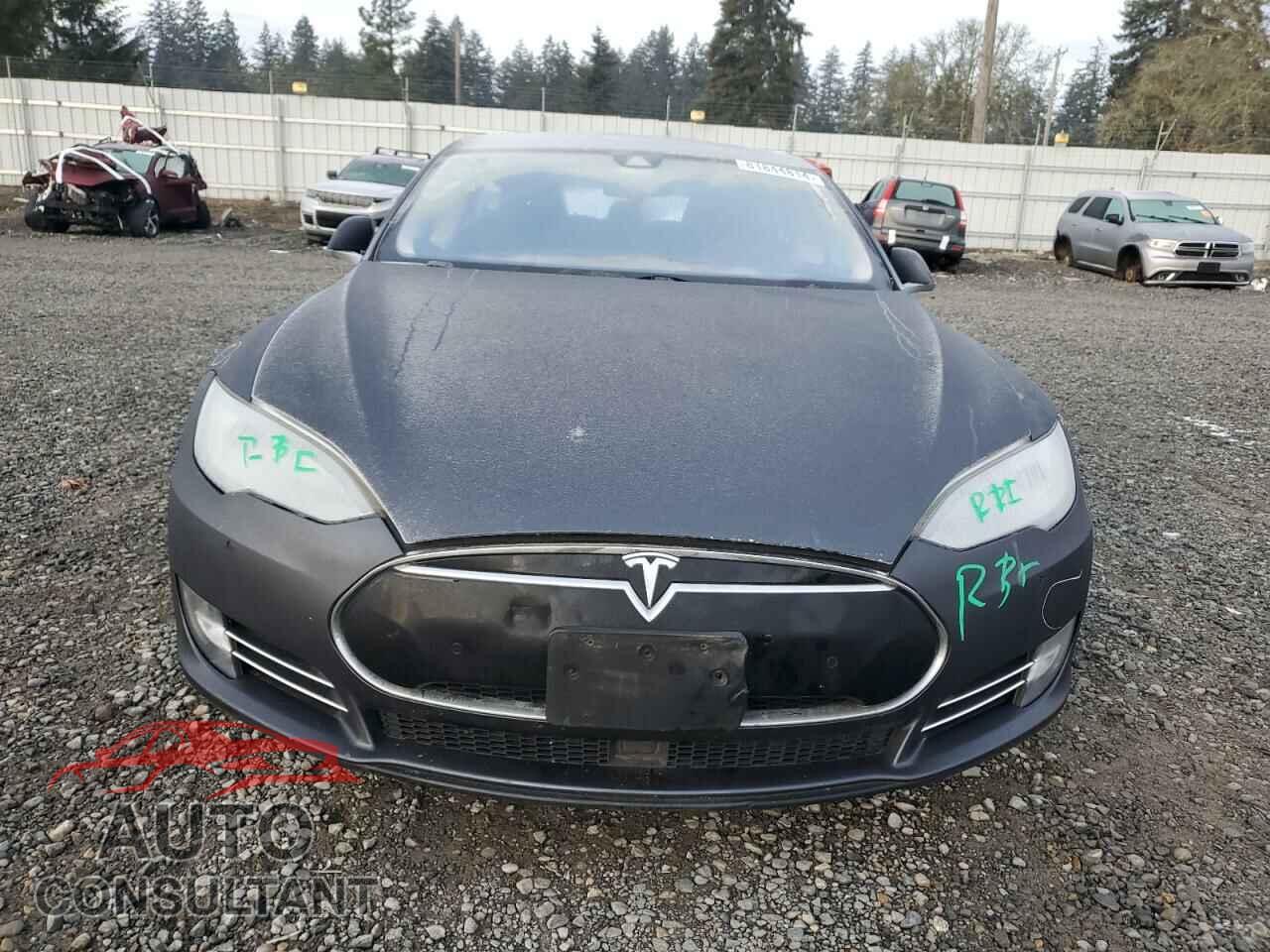 TESLA MODEL S 2015 - 5YJSA1H21FF083224