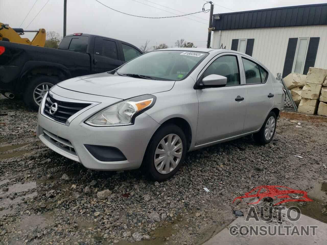 NISSAN VERSA 2018 - 3N1CN7AP0JL888033