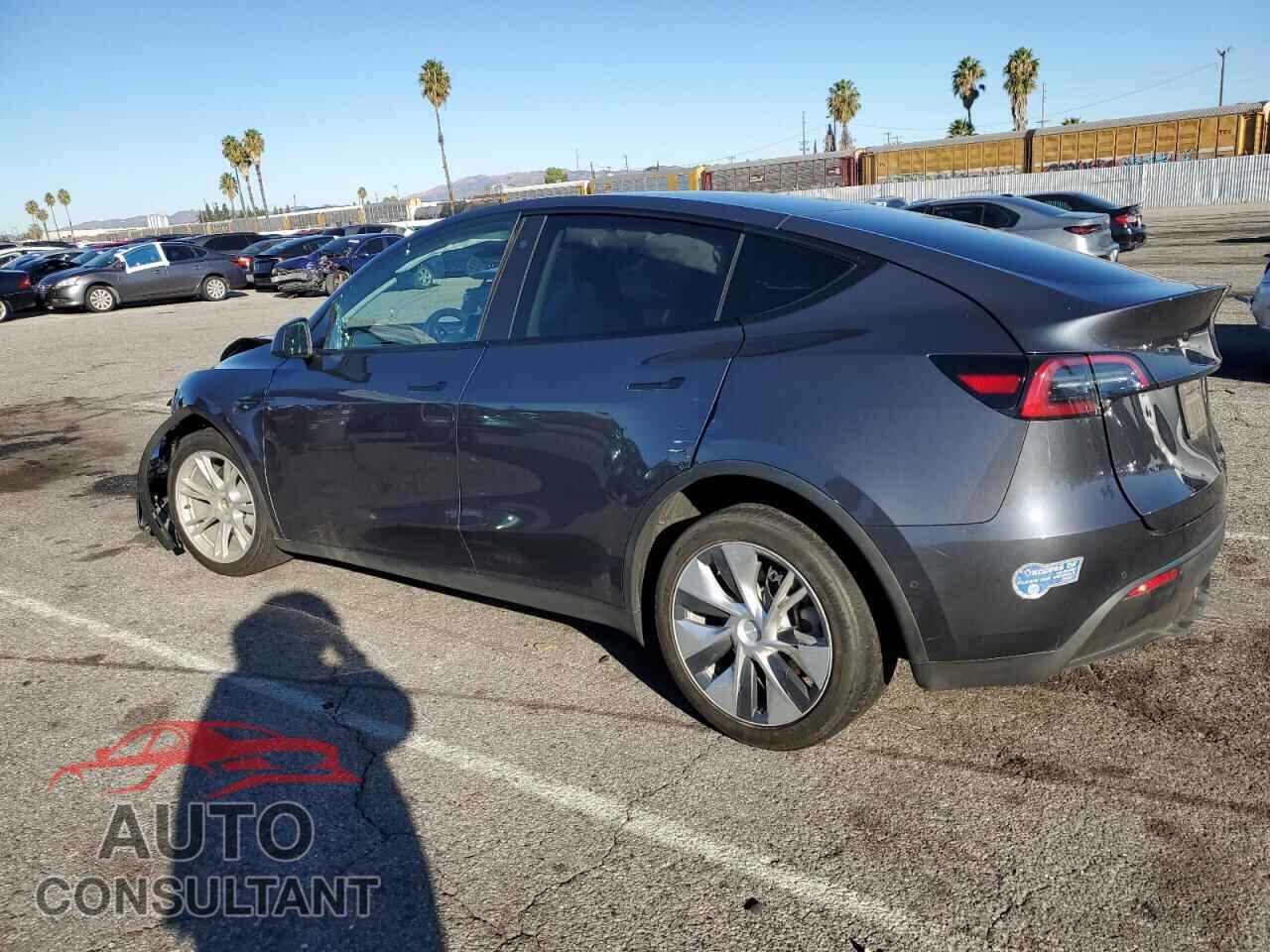 TESLA MODEL Y 2021 - 5YJYGDEE2MF217986