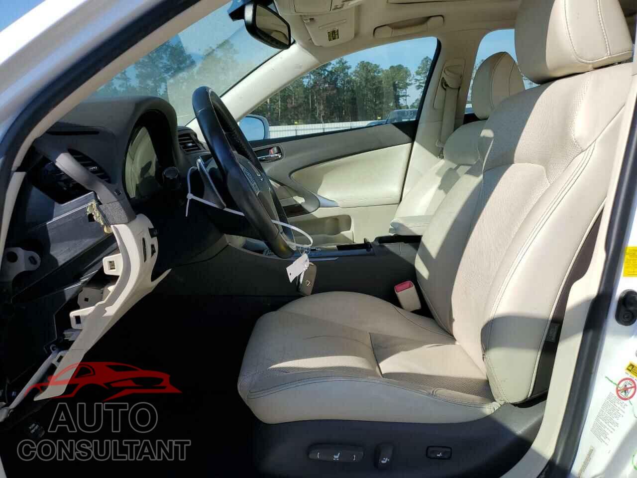 LEXUS IS 2013 - JTHBF5C23D5190949