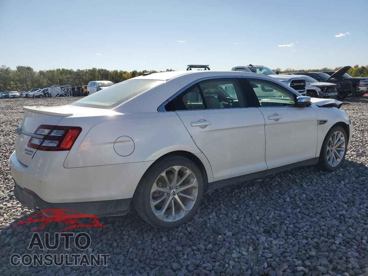 FORD TAURUS 2017 - 1FAHP2F8XHG109470