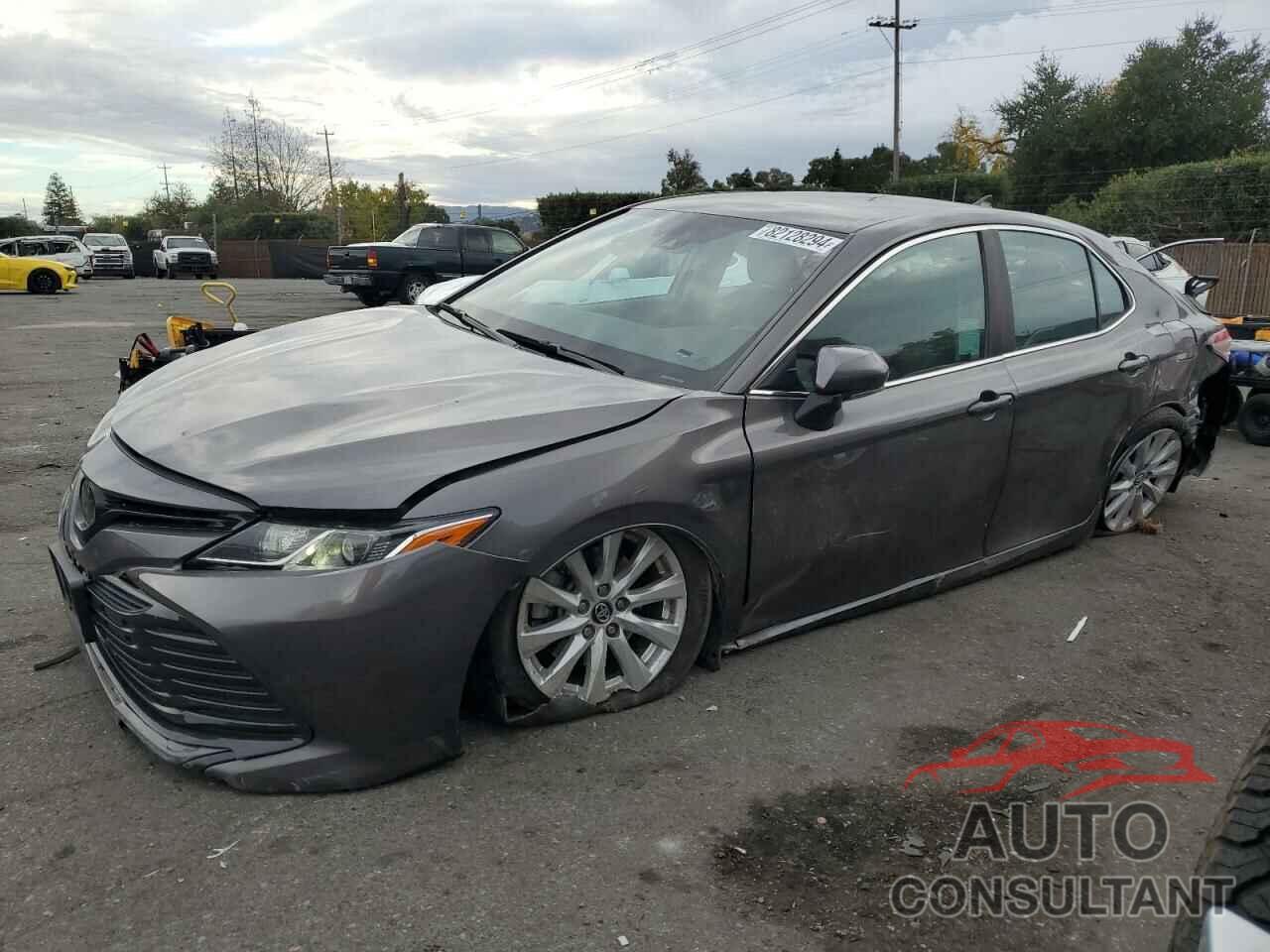 TOYOTA CAMRY 2020 - 4T1L11AK2LU338038