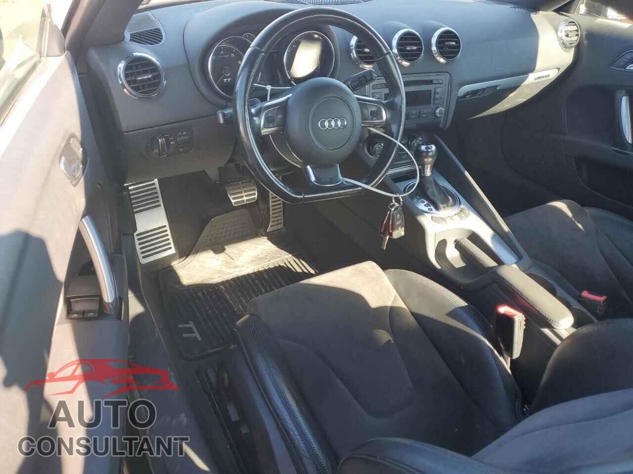 AUDI TT 2009 - TRUKF38JX91018430