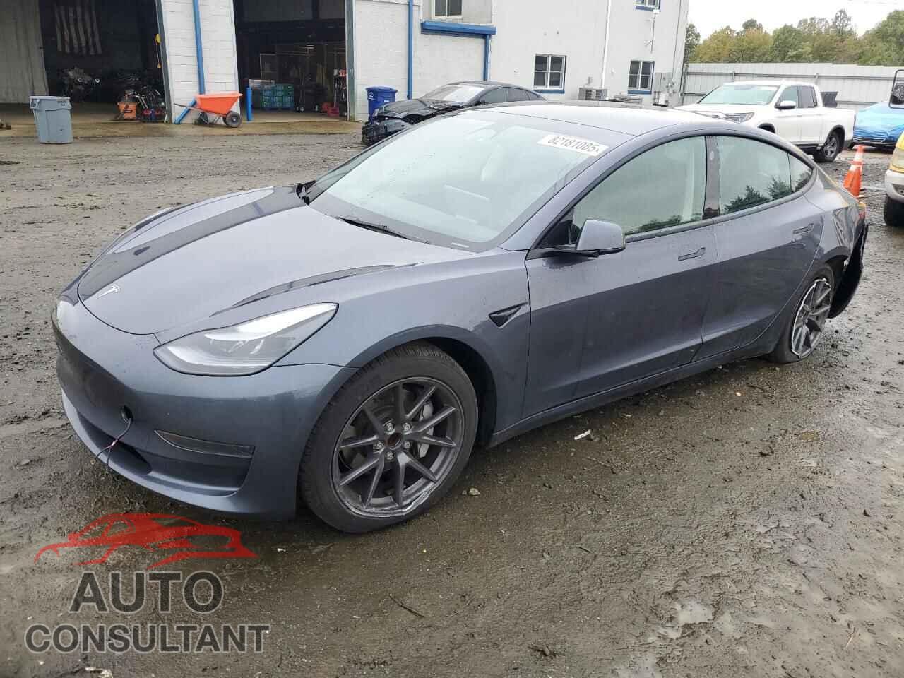 TESLA MODEL 3 2023 - 5YJ3E1EA4PF700024
