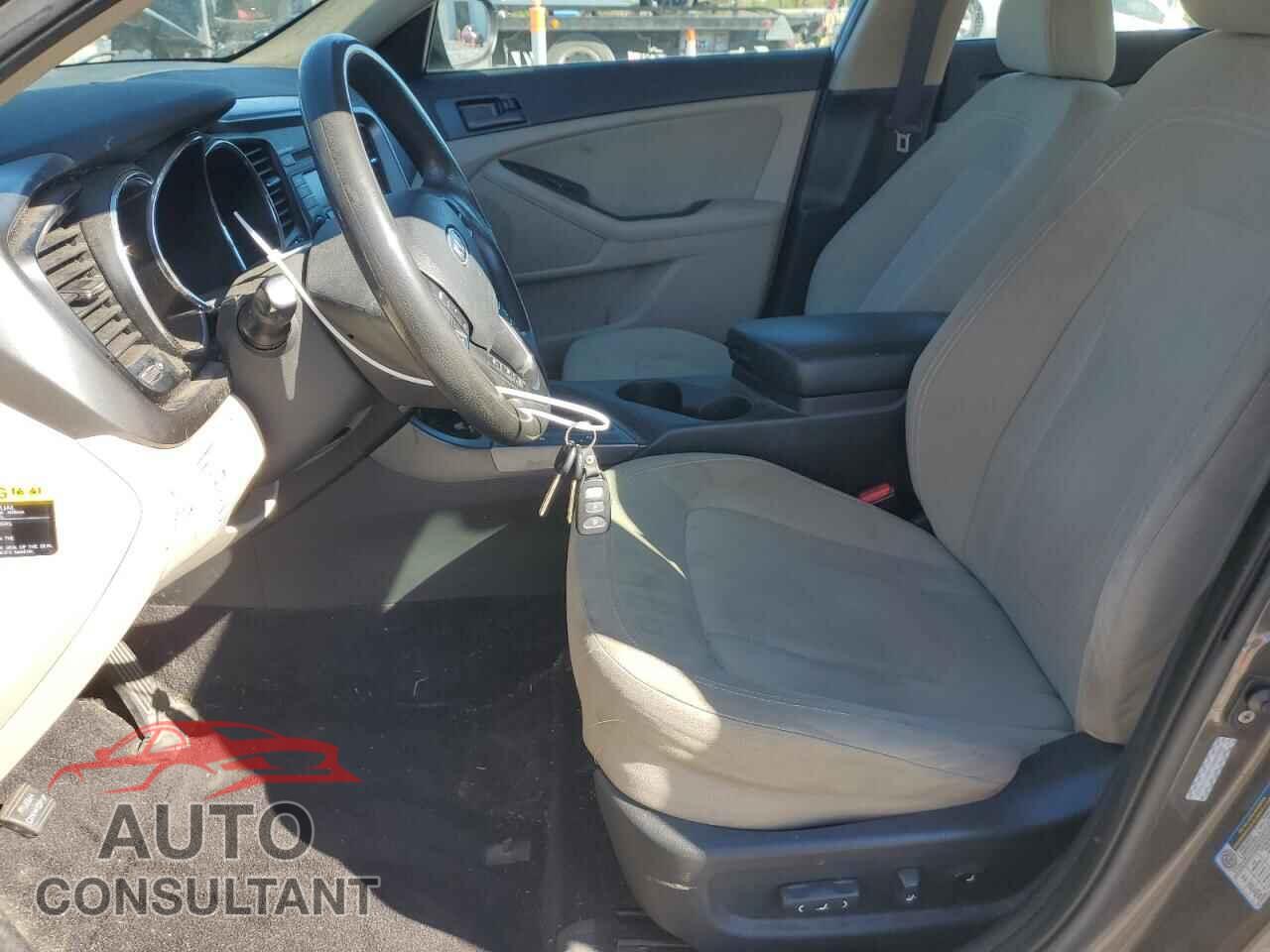 KIA OPTIMA 2011 - KNAGM4A74B5173142