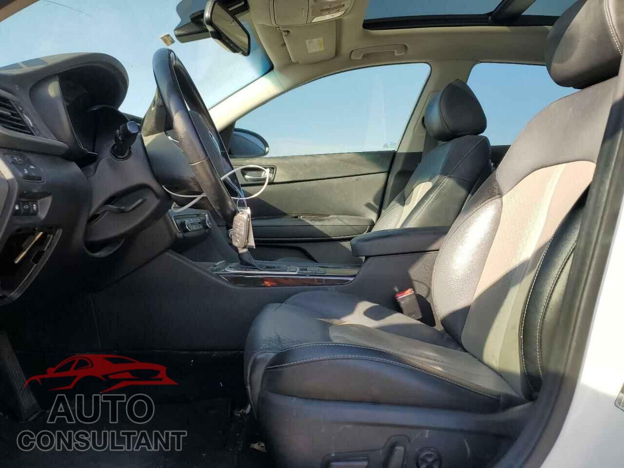 KIA OPTIMA 2019 - 5XXGU4L14KG314332